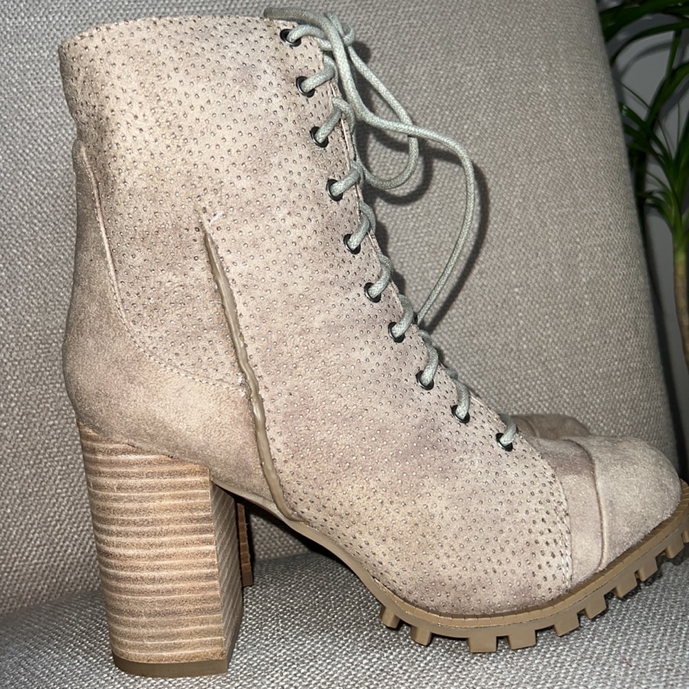 NEW Report Adrian Taupe Boots - Picture 6 of 8
